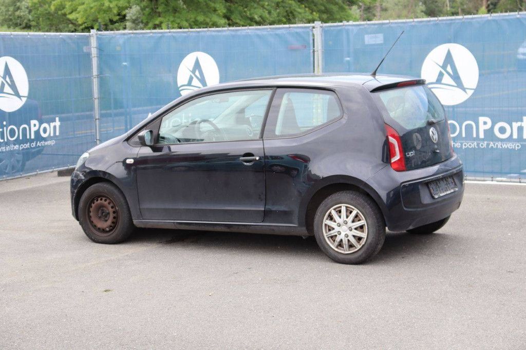 Passenger car Volkswagen Up Petrol 60hp 2013 (Margin)
