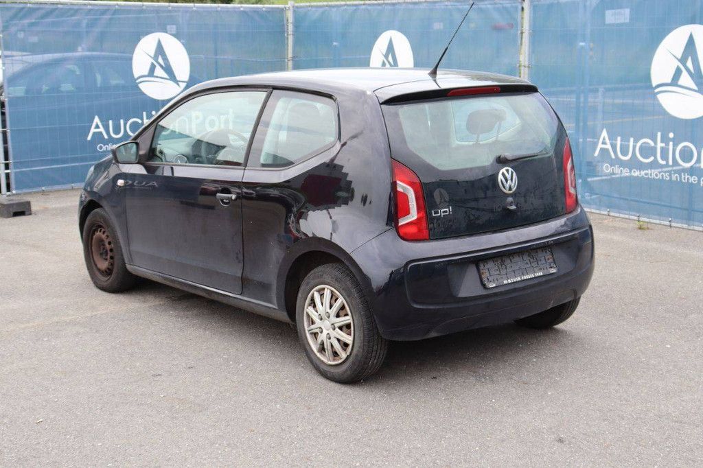 Passenger car Volkswagen Up Petrol 60hp 2013 (Margin)