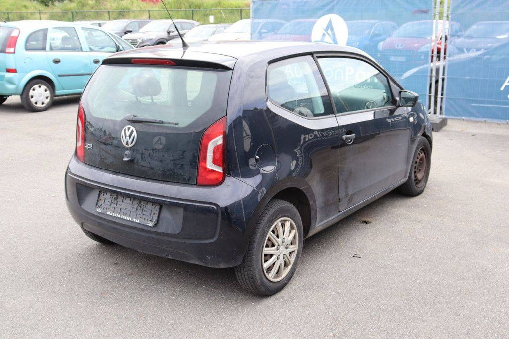 Passenger car Volkswagen Up Petrol 60hp 2013 (Margin)
