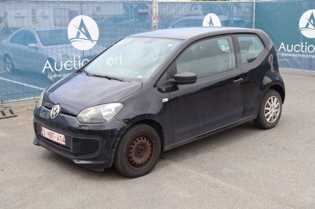 Passenger car Volkswagen Up Petrol 60hp 2013 (Margin)