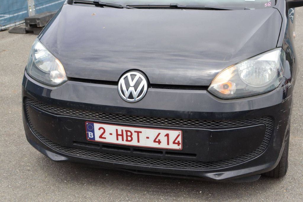 Passenger car Volkswagen Up Petrol 60hp 2013 (Margin)