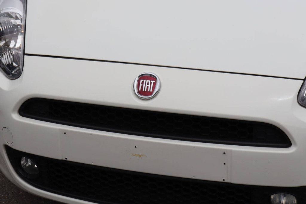 Pkw Fiat Punto Benzin 69 PS 2016 (Marge)