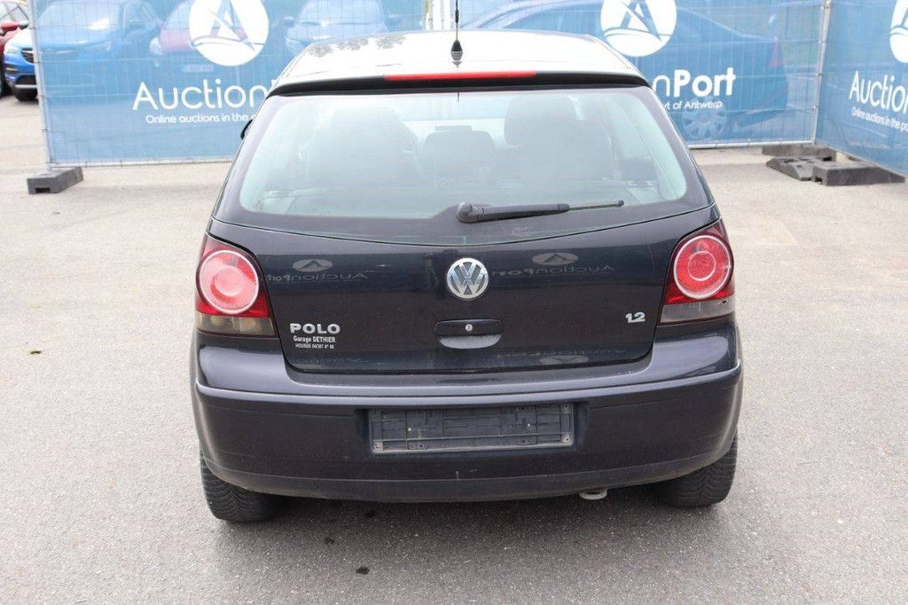 Passenger car Volkswagen Polo Petrol 65hp 2006 (Margin)