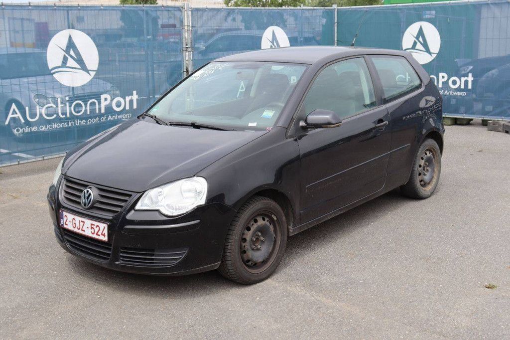 Passenger car Volkswagen Polo Petrol 65hp 2006 (Margin)