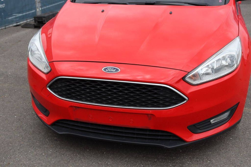 Passenger car Ford Focus Petrol 150hp 2016 (Margin)