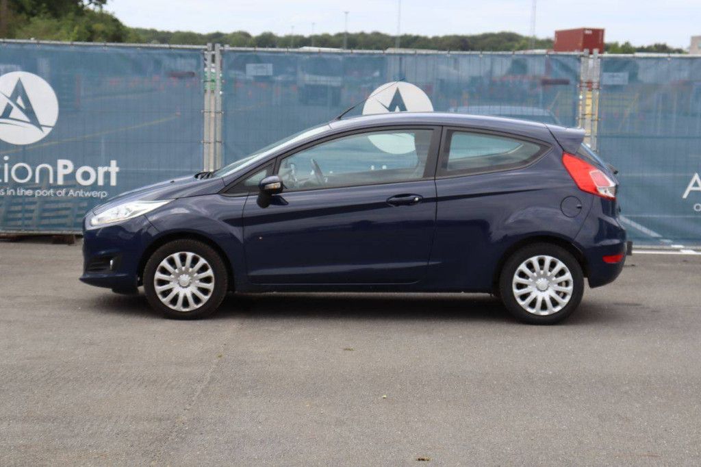 Passenger car Ford Fiesta Petrol 60hp 2015 (Margin)