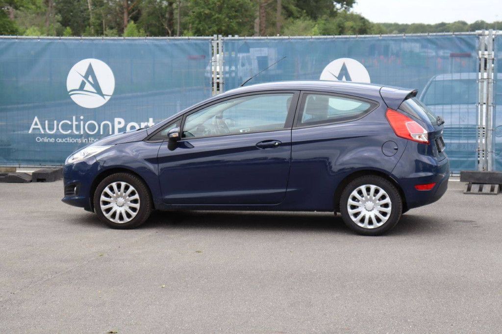 Passenger car Ford Fiesta Petrol 60hp 2015 (Margin)