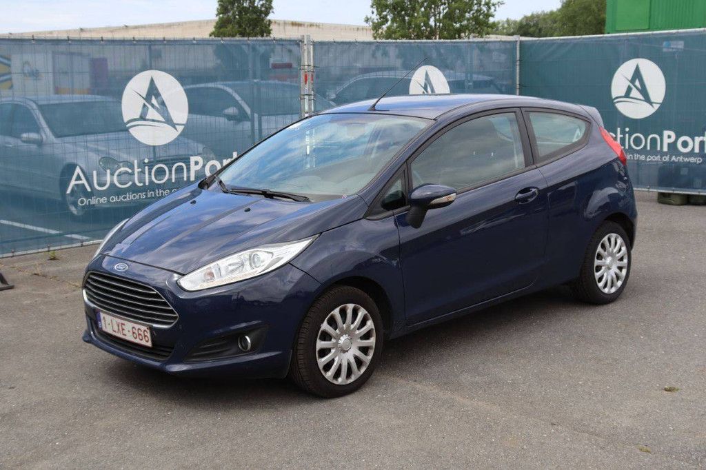 Passenger car Ford Fiesta Petrol 60hp 2015 (Margin)