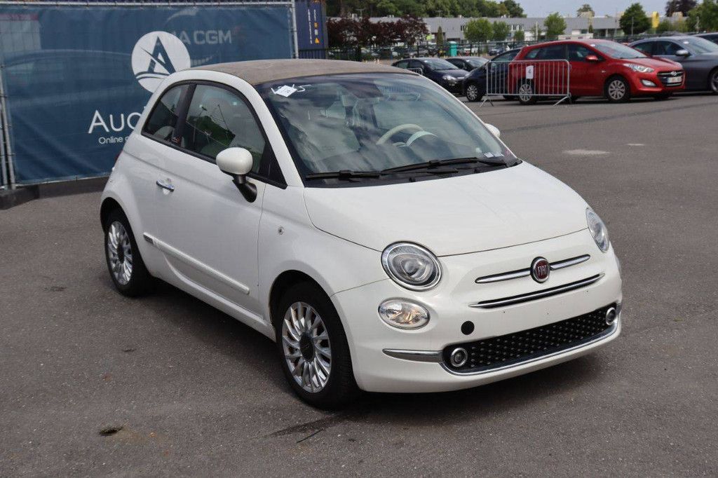 Pkw Fiat 500c Benzin Mild-Hybrid 70 PS 2021 (Marge)