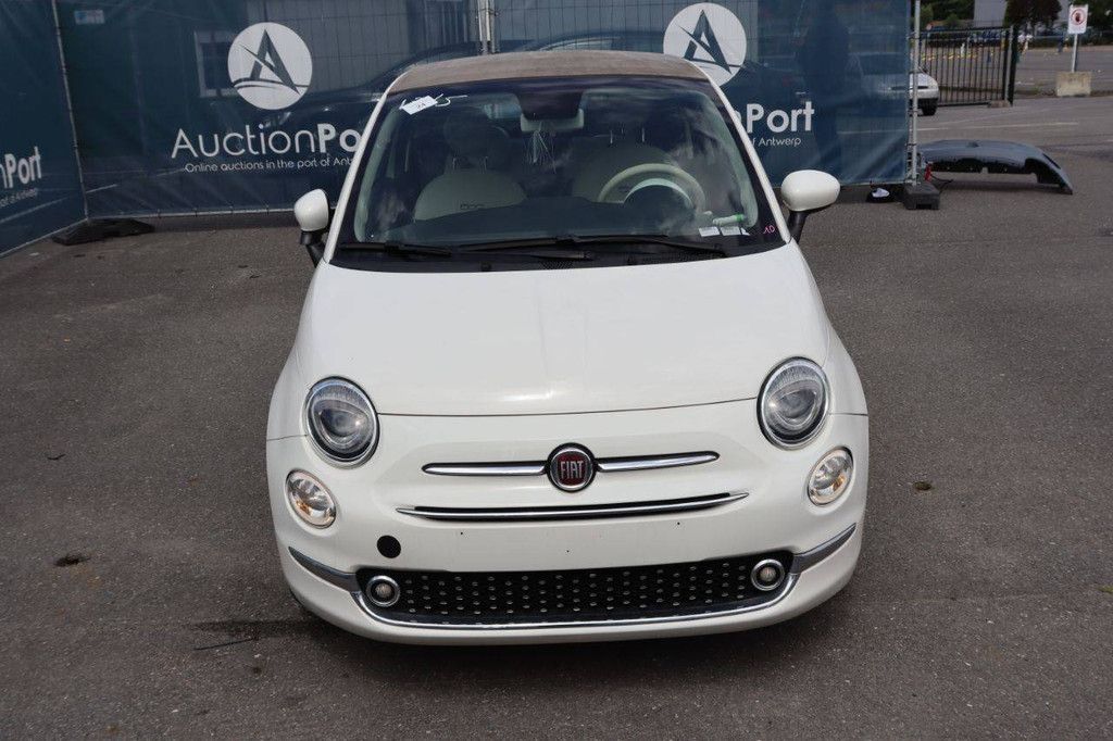Pkw Fiat 500c Benzin Mild-Hybrid 70 PS 2021 (Marge)