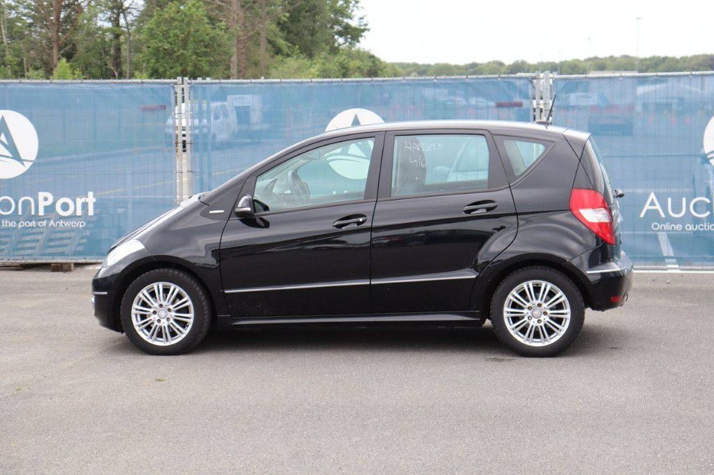 Pkw Mercedes-Benz A180 Diesel 109 PS 2010 (Margin)