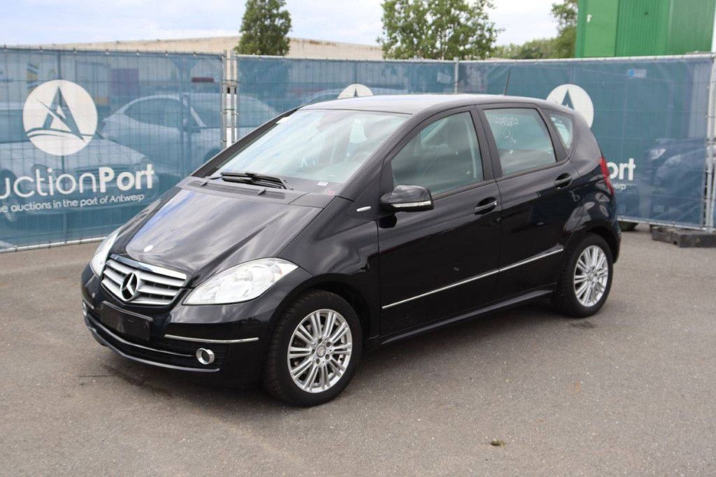 Pkw Mercedes-Benz A180 Diesel 109 PS 2010 (Margin)