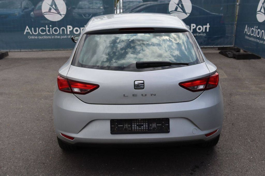 Passenger car Seat Leon Petrol 125hp 2014 (Margin)