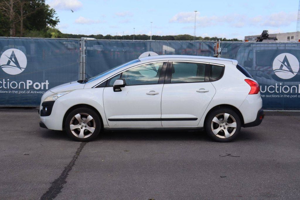 Passenger car Peugeot 3008 Diesel 112hp 2011 (Margin)