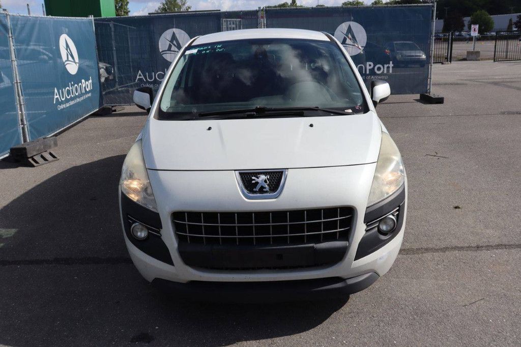 Passenger car Peugeot 3008 Diesel 112hp 2011 (Margin)