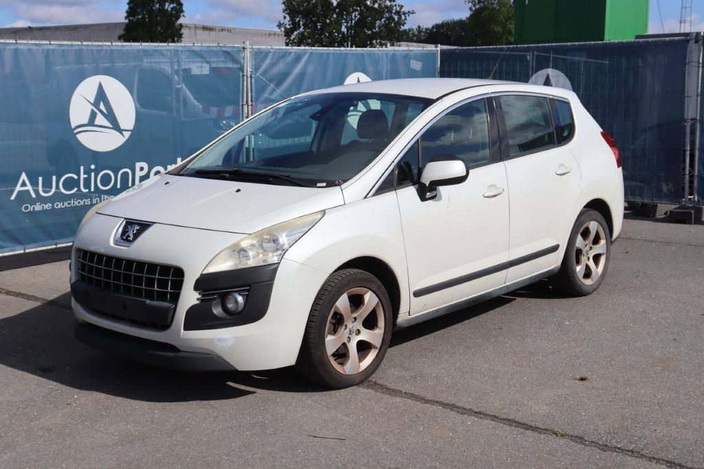 Passenger car Peugeot 3008 Diesel 112hp 2011 (Margin)