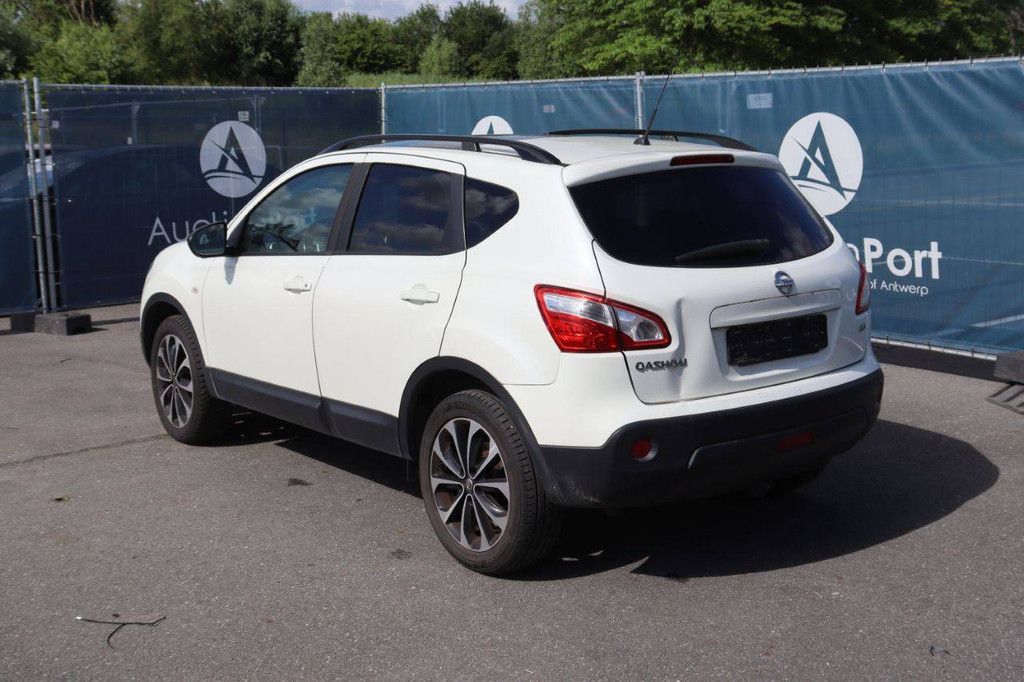 SUV Nissan Qashqai Diesel 110hp 2014 (Margin)