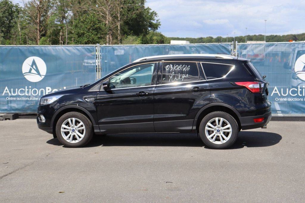 SUV Ford Kuga Diesel 120hp 2019 (Margin)