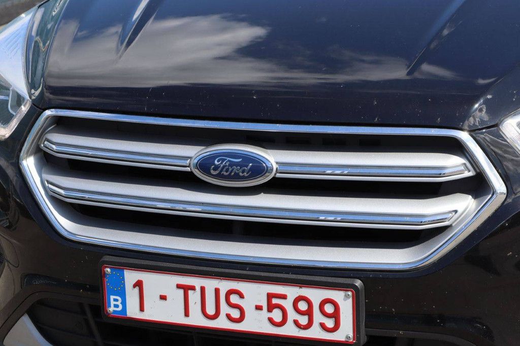 SUV Ford Kuga Diesel 120hp 2019 (Margin)