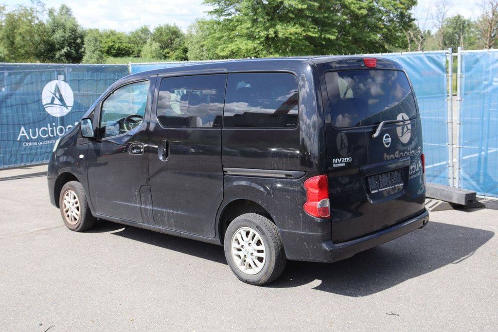 Passenger car Nissan NV200 90hp Diesel 2016 (Margin)