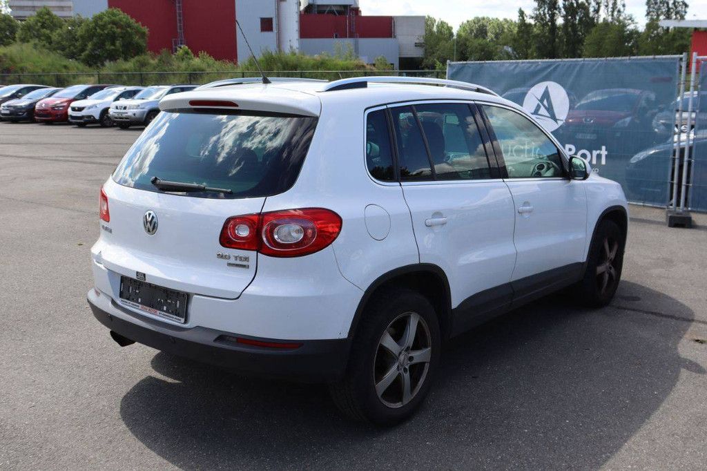SUV Volkswagen Tiguan Diesel 140hp 2010 (Margin)