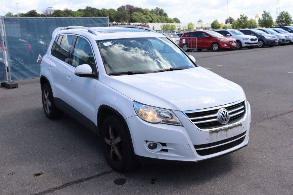 SUV Volkswagen Tiguan Diesel 140hp 2010 (Margin)