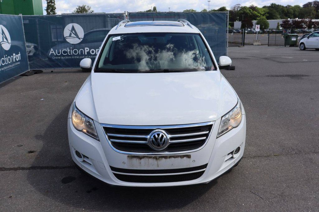 SUV Volkswagen Tiguan Diesel 140hp 2010 (Margin)