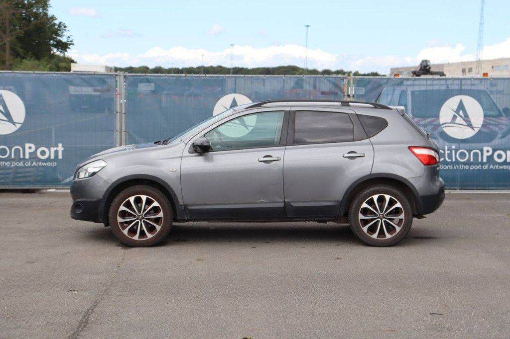 SUV Nissan Qashqai Diesel 110hp 2013 (Margin)
