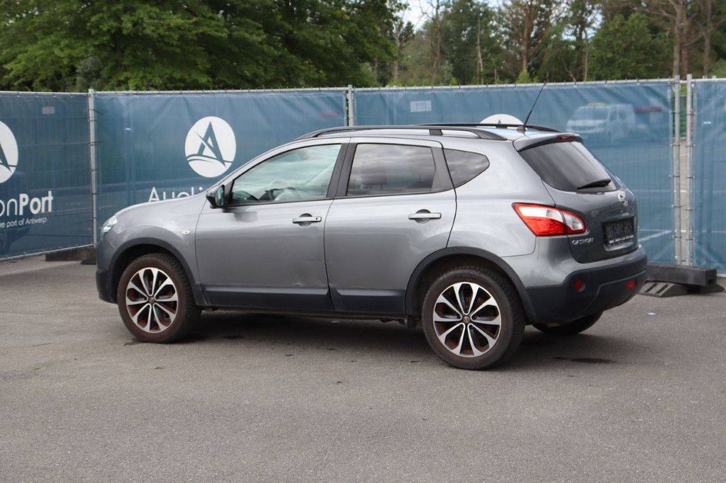 SUV Nissan Qashqai Diesel 110hp 2013 (Margin)