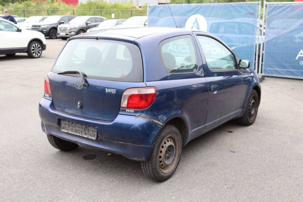 Passenger car Toyota Yaris Petrol 69hp 2001 (Margin)