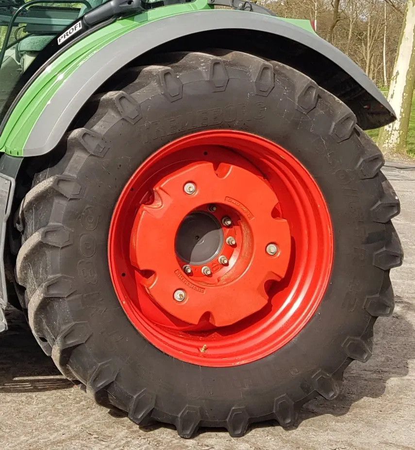 Fendt Wielgewichten 2x 300kg