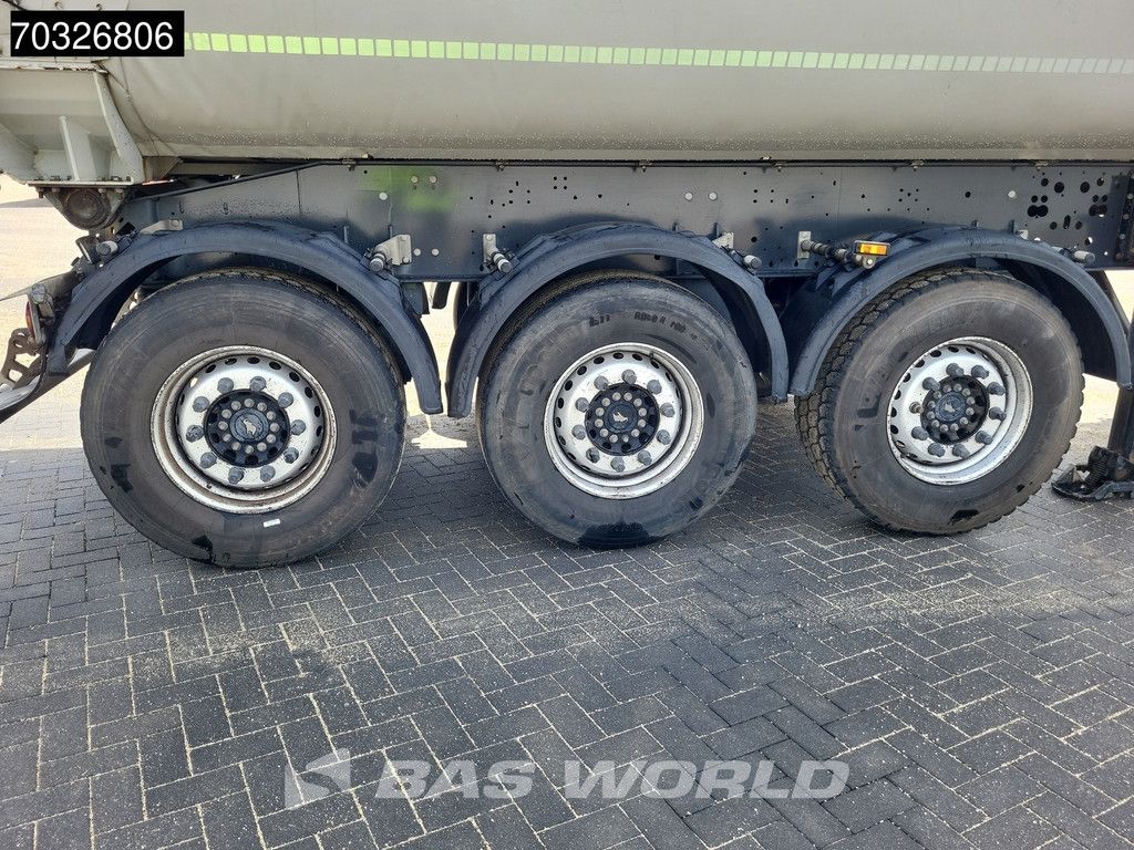 Schmitz SGF*S3 Isoliert Lift Axle APK 02/27