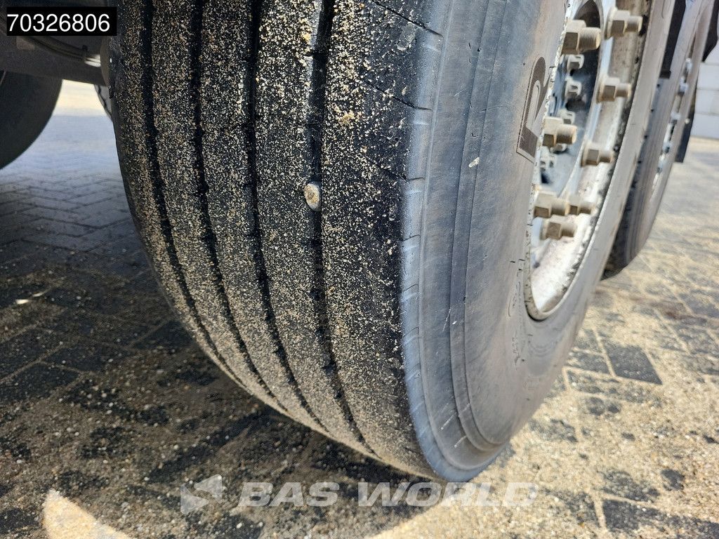 Schmitz SGF*S3 Isoliert Lift Axle APK 02/27