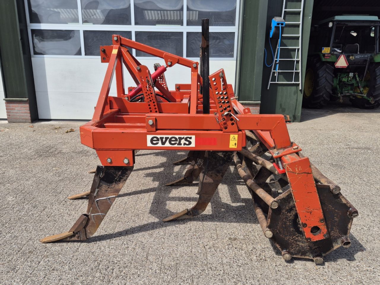 Evers Forest LE9R62