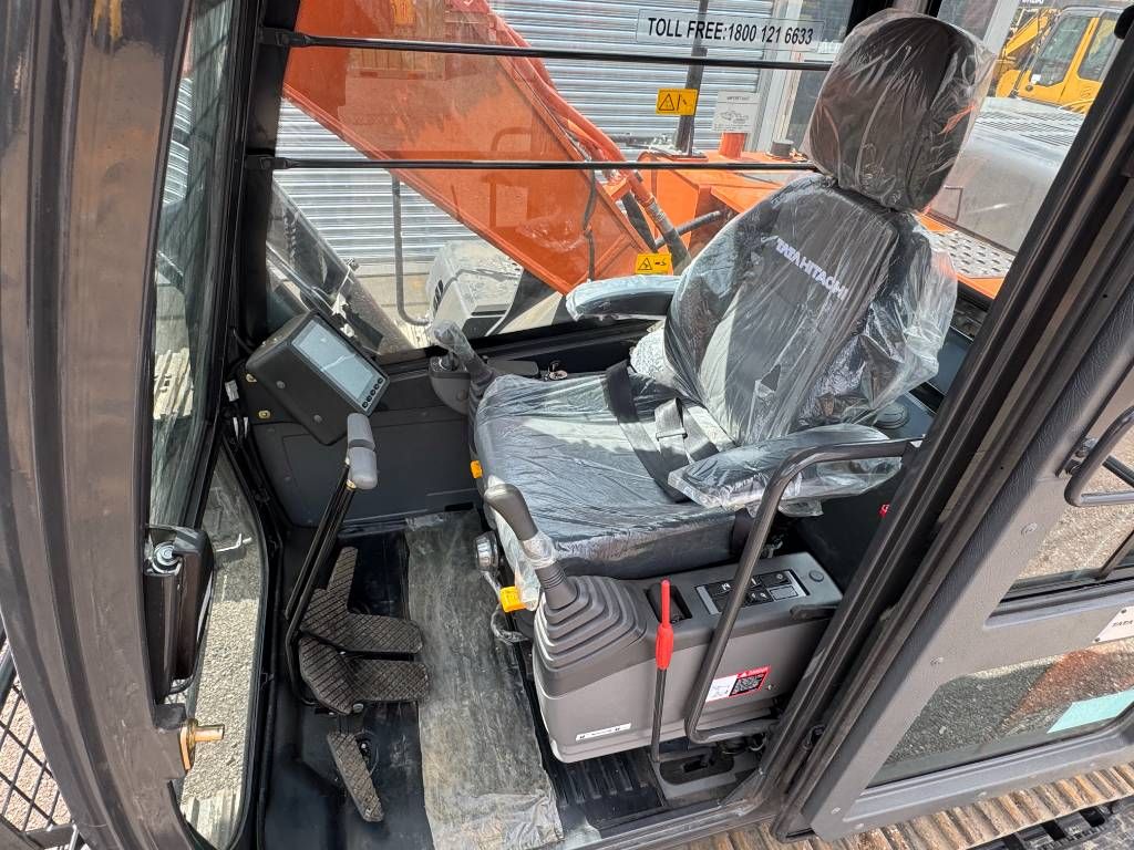 Hitachi EX215LC-5G - New / Unused / Cummins Engine