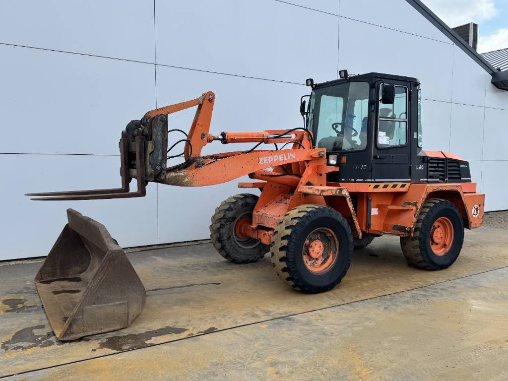 Schaeff ZL110 - Forks + Bucket / Quick Coupler
