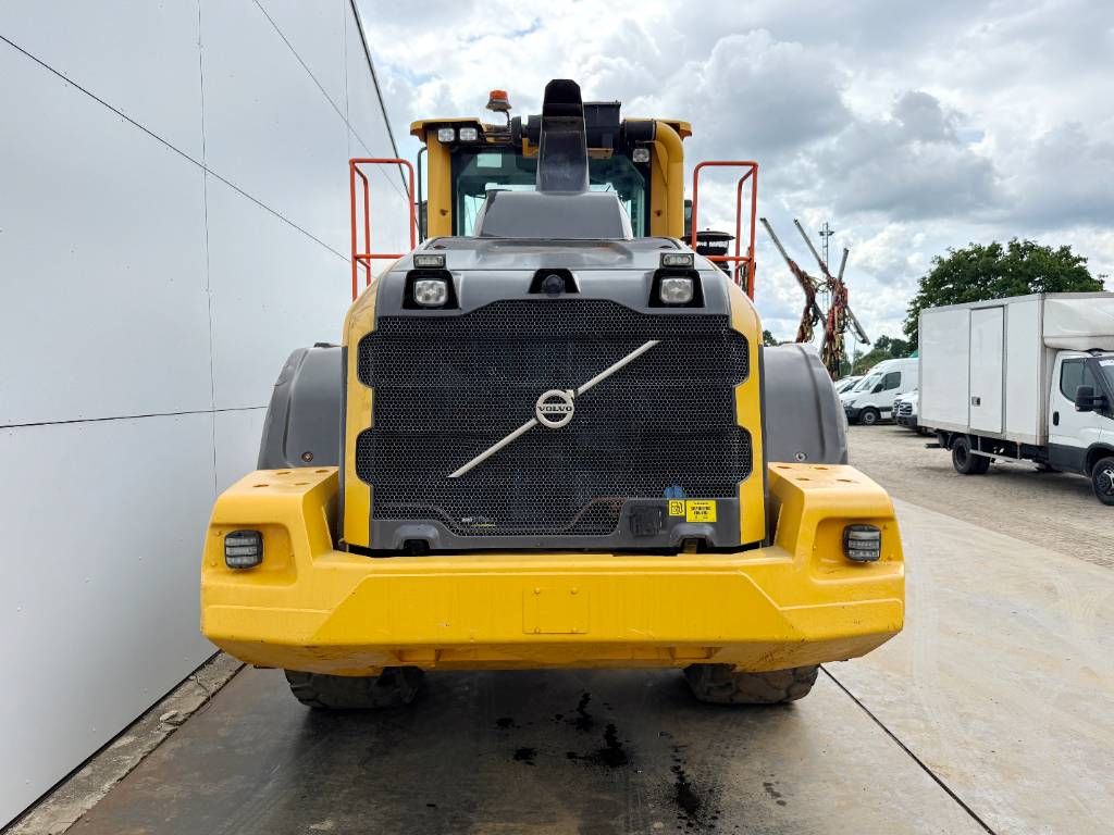 Volvo L120H - 3rd Function / Quick Coupler