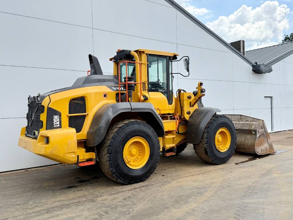 Volvo L120H - 3rd Function / Quick Coupler