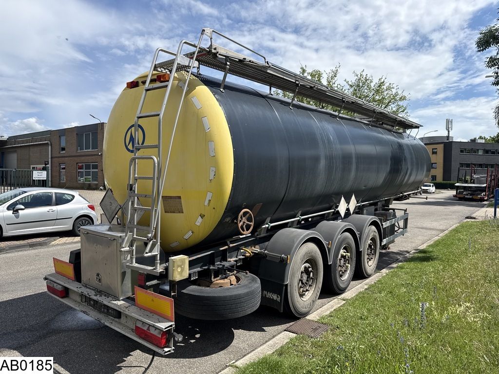 Magyar Bitum 33.330 Liter, 1 Compartiment, HeatingGenerator
