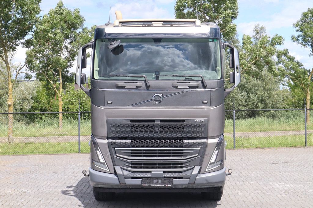 Volvo FH 16.750 | 6X4 | 100 TON | FULL STEEL | RETARDER | PTO | EURO 6