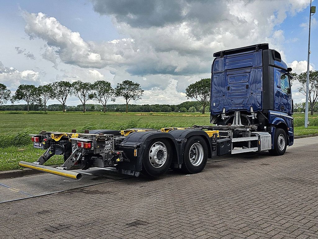 MERCEDES-BENZ ACTROS 2553 oil retarder 6x2*4