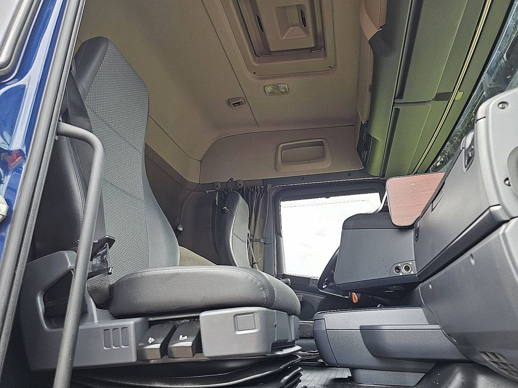 SCANIA R410 getränkeaufbau 6x2*4