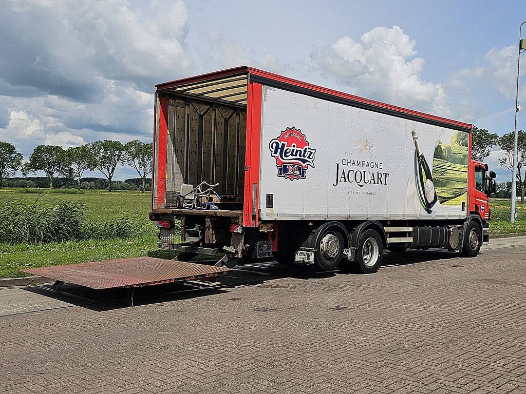 SCANIA P380 gettänke