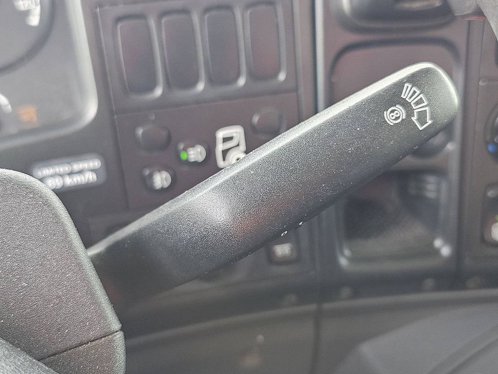 SCANIA P380 gettänke