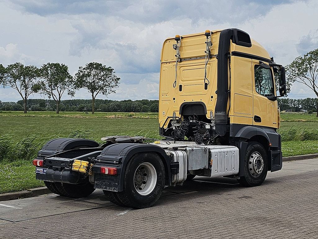 MERCEDES-BENZ ACTROS 1843