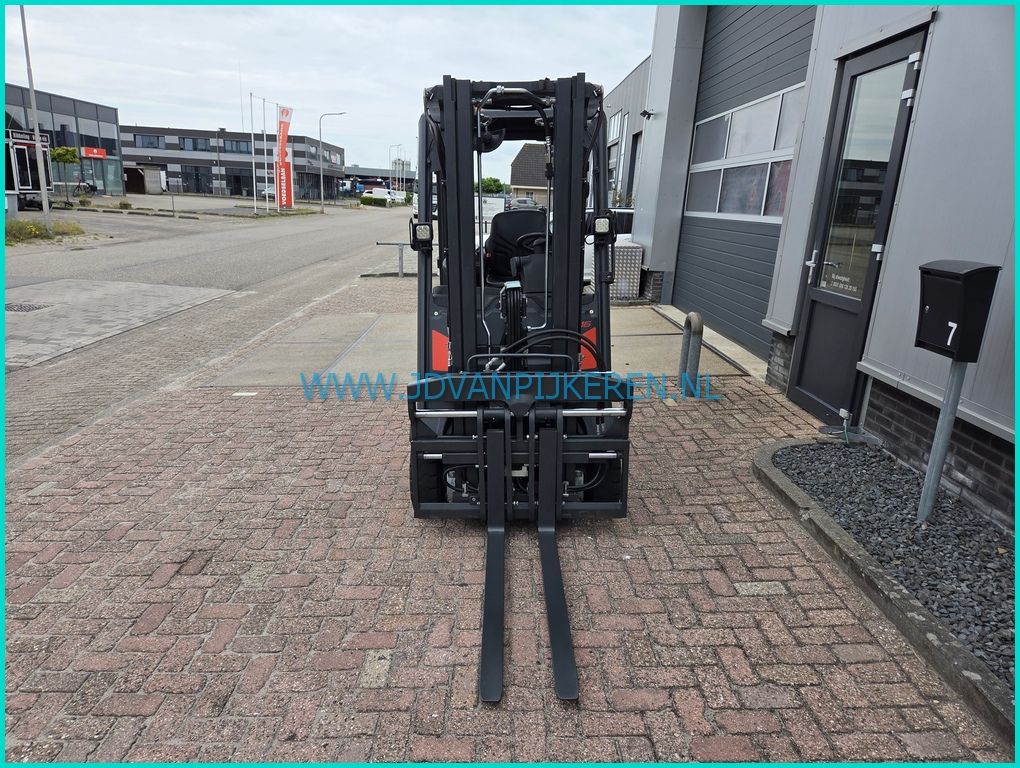 Linde H16T-01 evo 8252uur triplex4.6m+sideshift+211cm hoog