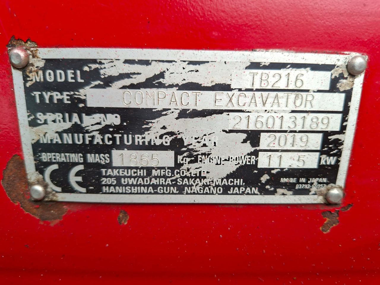 Takeuchi TB216 | bj 2019 | 4831uur | 3 bakken