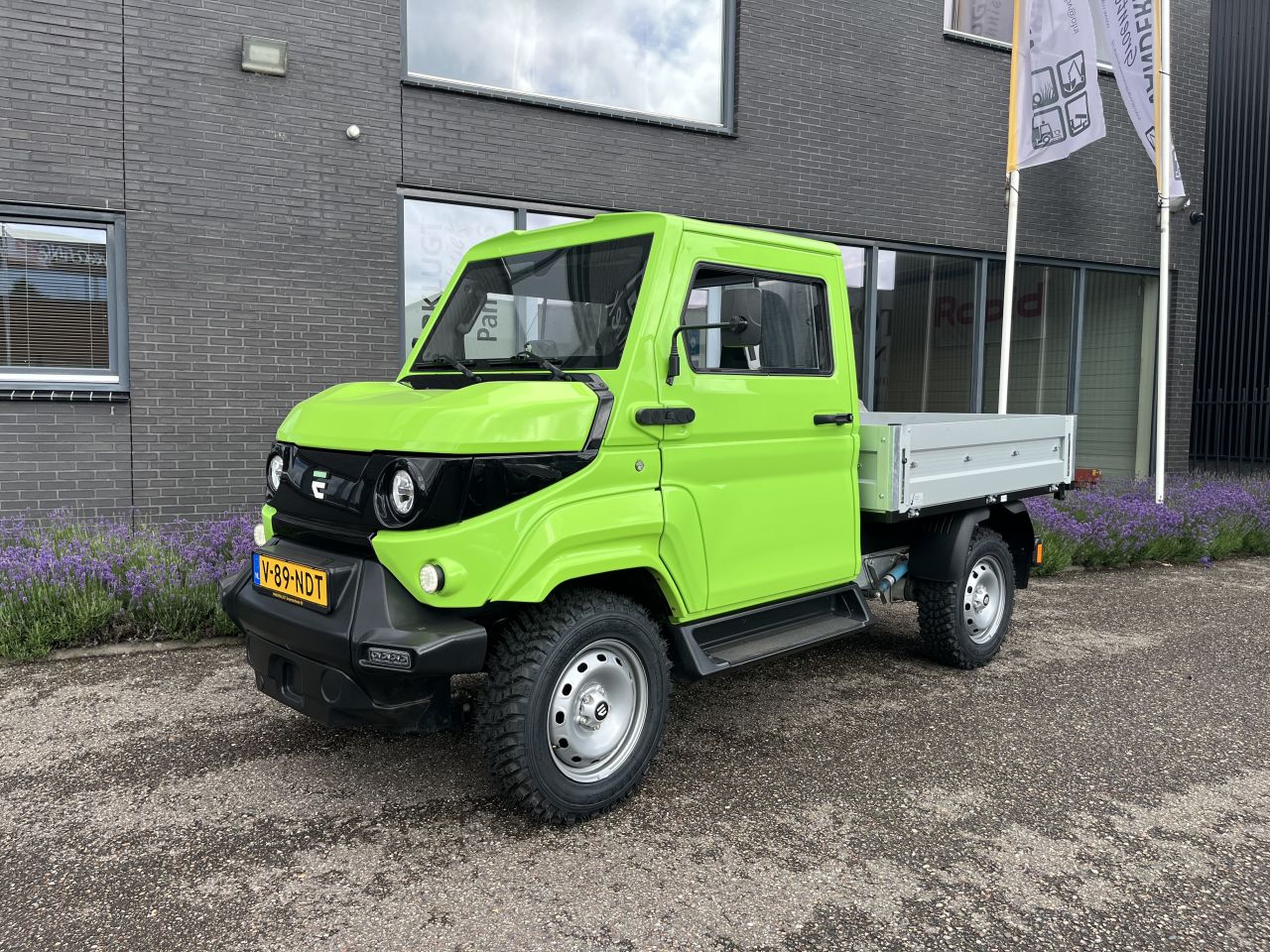 EVUM Acar elektrisch 4x4 LEV