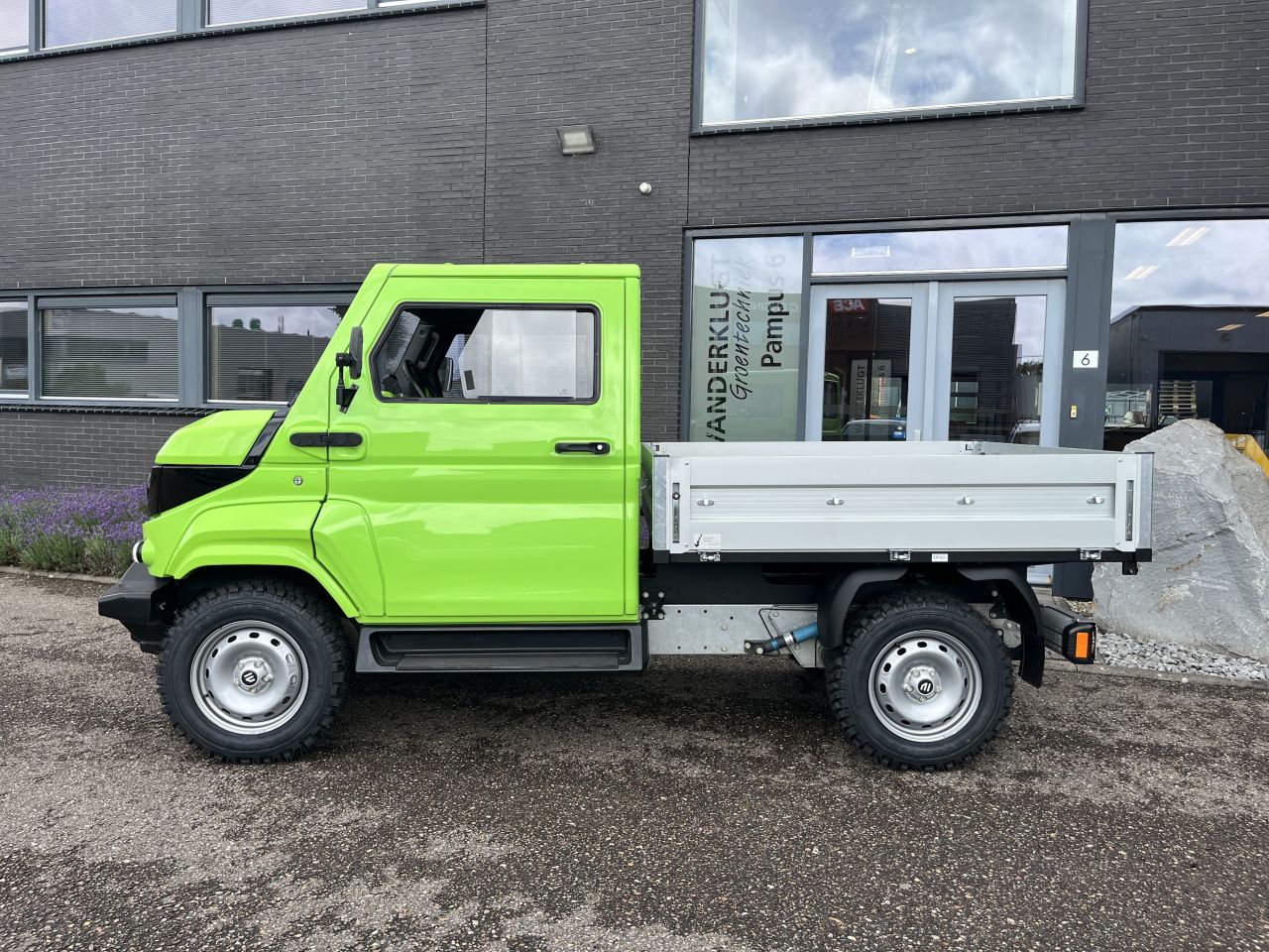 EVUM Acar elektrisch 4x4 LEV