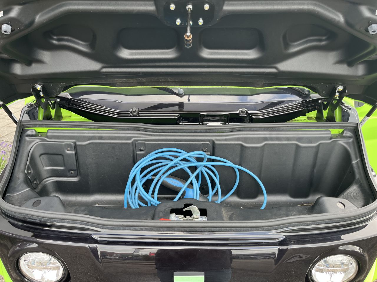 EVUM Acar elektrisch 4x4 LEV